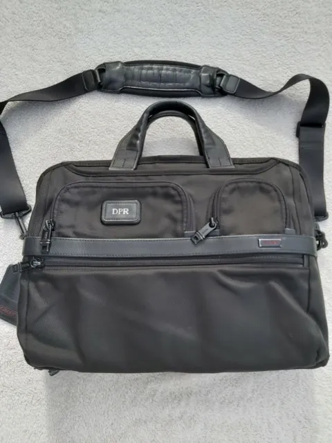 Tumi Alpha 2 T-Pass Expandable Nylon Laptop Briefcase Messenger Bag $495.00 EUC