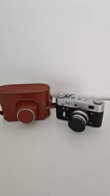 Vintage Soviet USSR Photo Film Camera FED3  and leather bag