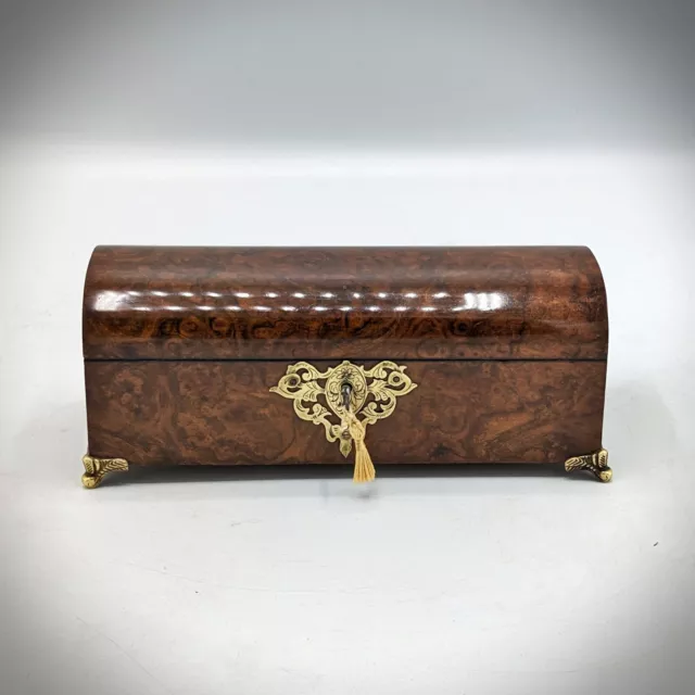Fine Victorian burr walnut jewellery box. 2