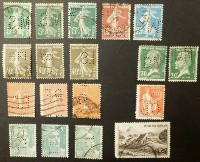 18 gestempelte Briefmarken mit Lochung aus Frankreich, verschiedenen Jahren. 18)