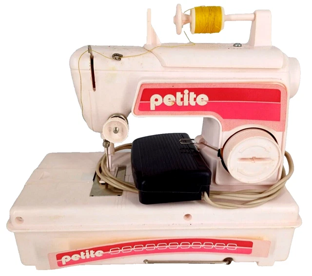 Machine à Coudre Jouet SINGER Pour Enfant - Avec Sa Boîte D'origine, Occasion