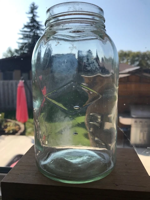 NR - Quart, DIAMOND(Dominion Glass Co. Toronto,Ontario),1915,Aqua/Green Sealer