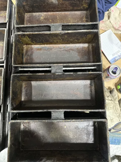 8-Katzinger-47 4 On loaf Pan lot of 5 Loaf size 11 1/2x 4 1/2
