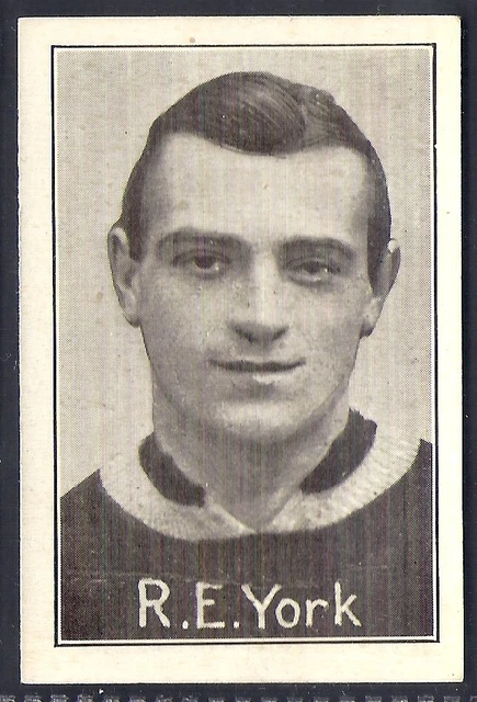 Amalgamated Press-Famous Football Internationals 1926-#05- Aston Villa - York