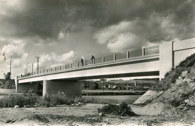 Carte CHARLY SUR MARNE Le Pont sur la Marne