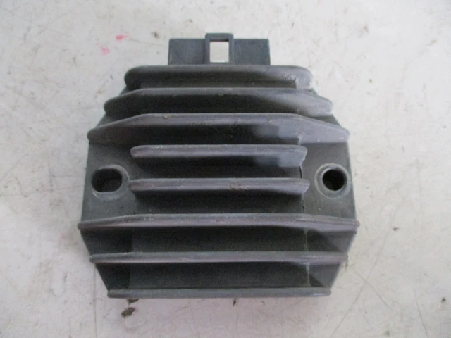 Regolatore Tensione Aprilia Sportcity Sport City 125 200 2004 07 2008 Regulator