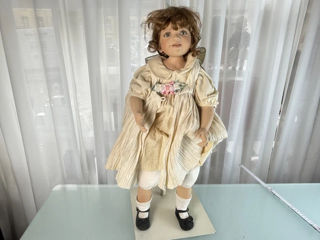 Grande Poupée D'artiste En Porcelaine 63 Cm - Fabriquée à La Main - Excellent état