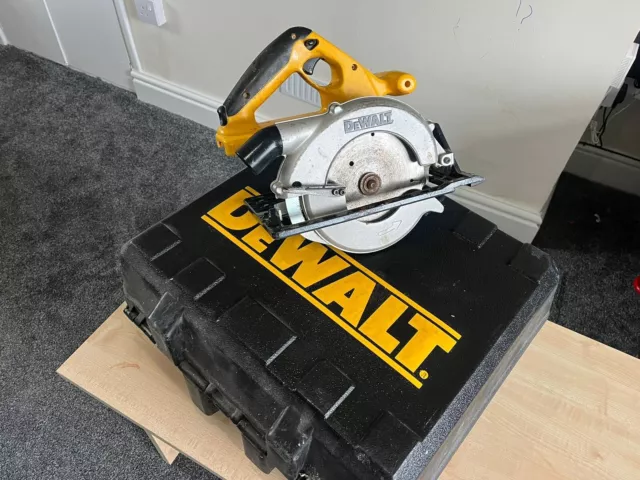Dewalt dw007 online 24v circular saw