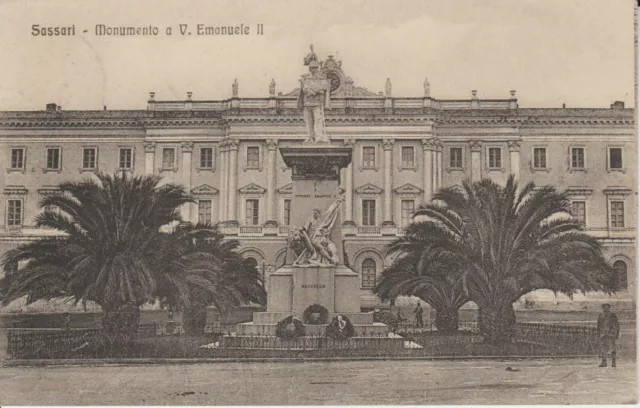 Cartolina SASSARI - Monumento a V. Emanuele II (9x14cm)