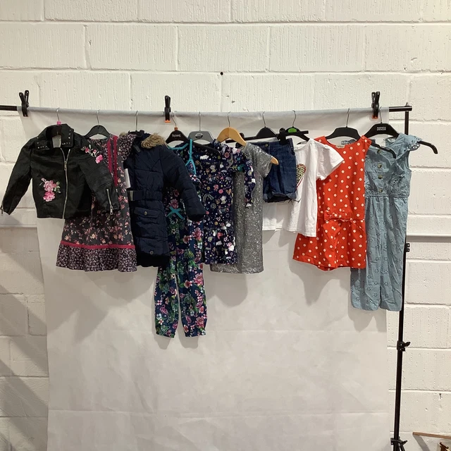 Pacchetto abbigliamento ragazze età 4-5 anni usato Exc Con
