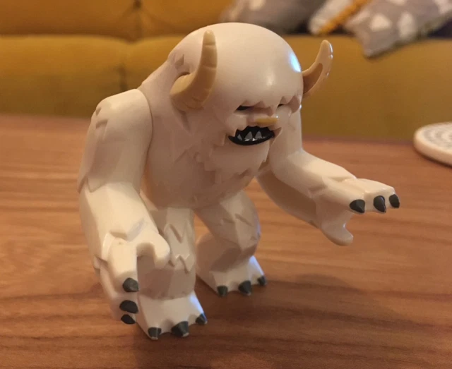 GENUINE RARE LEGO Wampa figure with tan horns (2010) from Star