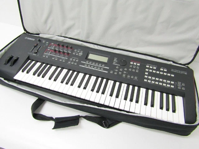 Yamaha MOXF6 MOXF 6 Fonction de synthétiseur de clavier à 61 touches testée...