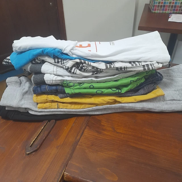 Boys clothes bundle age 3-4 years, t/shirts, jogging trousers, shorts and more