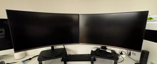 2 x Samsung CT550 27" VA LCD Curved Monitor