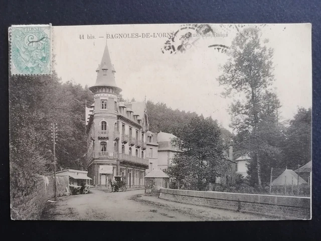 cpa 61 - BAGNOLES de l'ORNE Rue des BAINS le PAVILLON du ROC au CHIEN Fiacre
