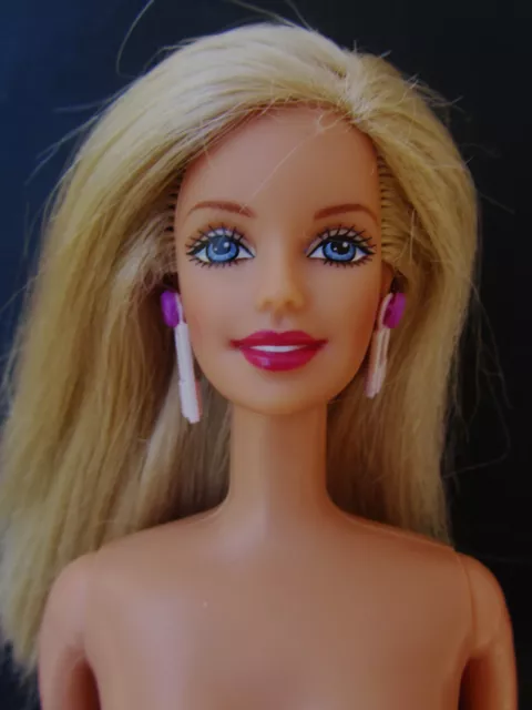 Vintage HIP 2 BE SQUARE Pink Barbie Doll #28313 - Nude - Mattel (2000)