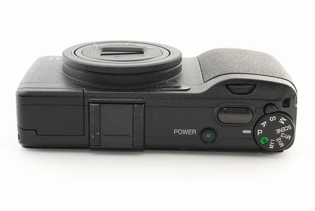[Near Mint/ 499 Shots] Ricoh GR Digital IV 10.4MP w/Battery, Charger #241 10