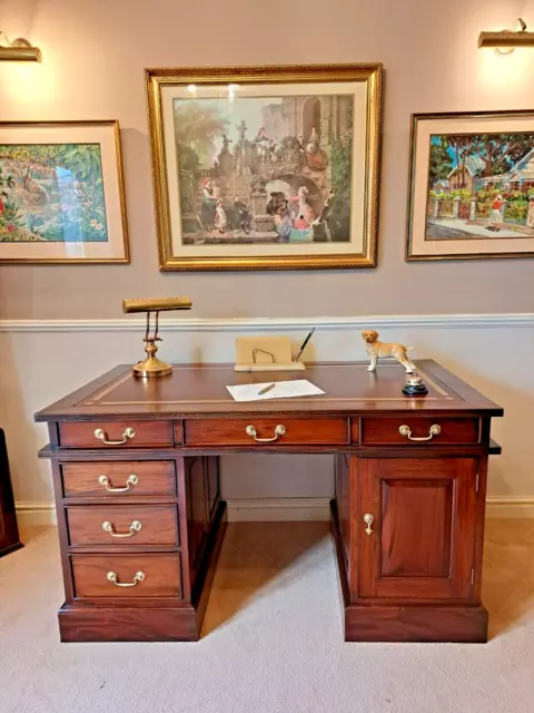 A stunning antique Georgian style, solid Mahogany double pedestal computer desk