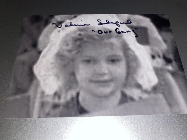 Valerie Shepard Signed Autograph 4x6 Photo Munckin in Wizard of Oz Actress Auto