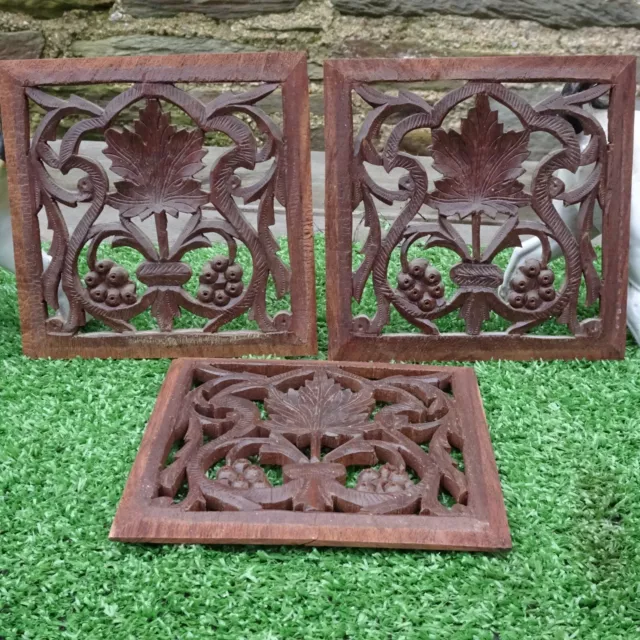 SUPERB TRIO 19thC BLACK FOREST WOODEN OAK SQUARE PANELS: LEAVES & BERRIES c1890s