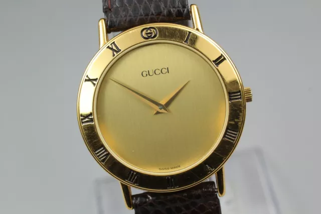 【 Near MINT 】 Vintage Gucci 3000.2.M Gold Dial Quartz Men's Watch from JAPAN