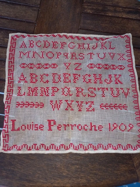 Abécédaire Ancien Broderie Point De Croix – 1885, Rouge, 41,5 X 32 Cm