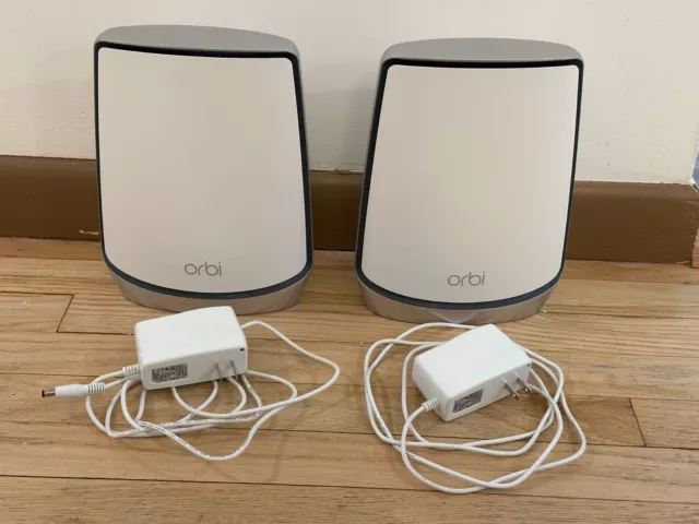 NETGEAR Orbi RBR850 Tri-Band Mesh WiFi 6 Wireless Router and one Satellite