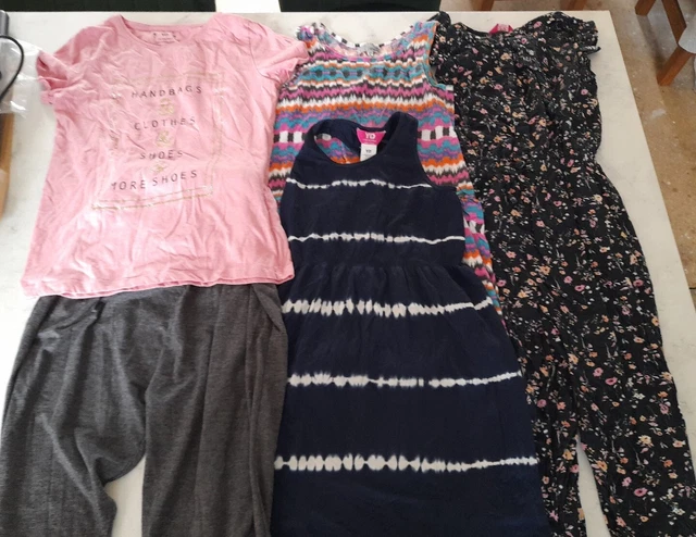 Pacchetto di abbigliamento 5 pezzi per ragazze taglia giovane età 11 - 12 anni