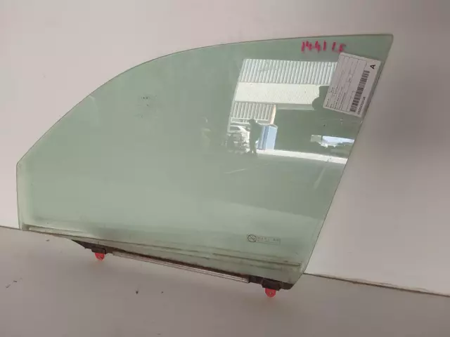 Toyota Rav4 Left Front Door Window Aca2#R, 5Dr, 07/00-10/05 00 01 02 03 04 05 3