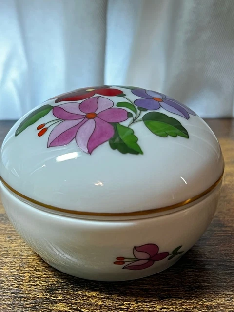 Kalocsa Hungary hand painted trinket box, Floral Folk art