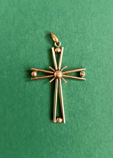 Pendentif Ancien Plaqué Or Jaune Motif Religieux Vierge Croix Fix