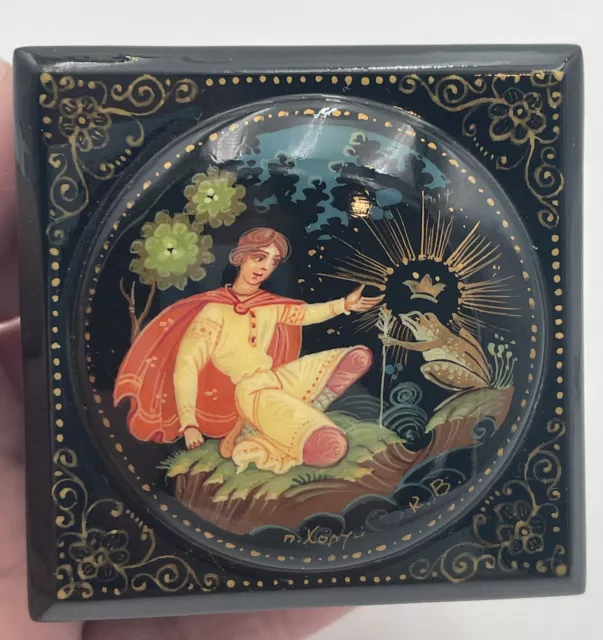 Palekh Russian/USSR Lacquer Trinket Box Hand Painted - Box 6 (N)
