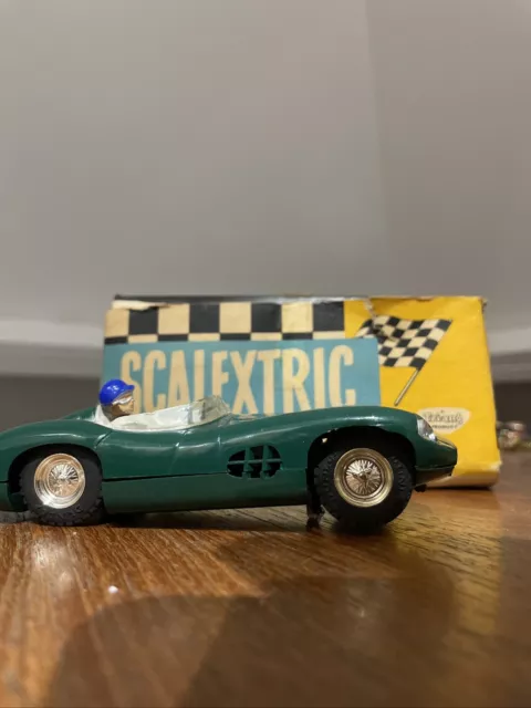 Scalextric E2 Aston Martin with Lights in Green