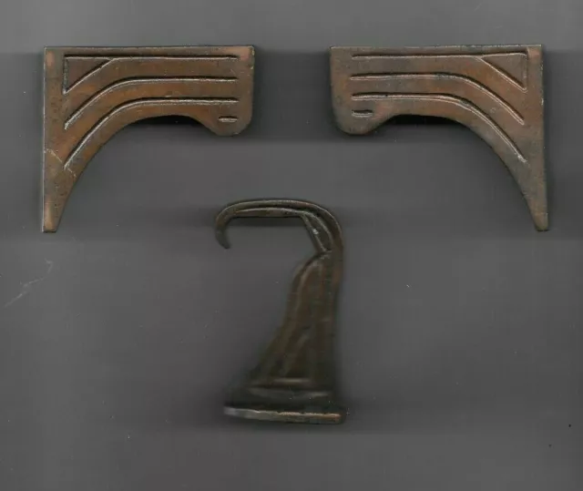 Vintage Brass Curtain Rod Holders / Center Hook