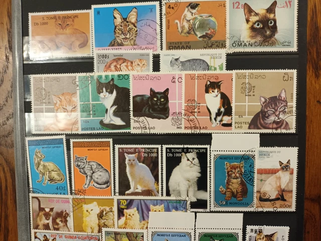 Lot de 33 Timbres Thématique "Chats" (THE 184) 2