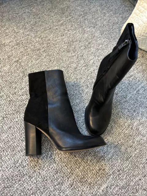 Circus by Sam Edelman Connelly Size 7.5/8.5 Black High Heel Side Zip Ankle Boots