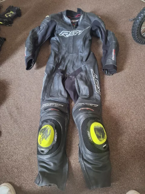 Motorbike leathers 1 piece suit