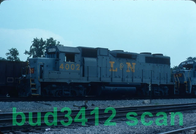 LN L&N Louisville & Nashville GP38 #4002 at Sharonville OH 1978 ORIG Slide!