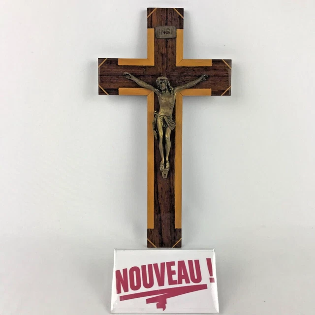 Statue du Christ avec croix – Puissant symbole en bronze | URNES-FUNÉRAIRES