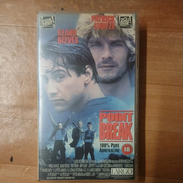 Point Break Keanu Reevers POINT BREAK 1991 Film Starring Keanu Reeves & Patrick Swayze Vhs Video ...