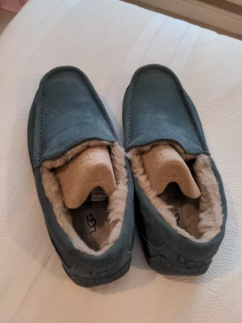 Pantofole UGG Ascot da uomo taglia UK 9 EU 43 blu