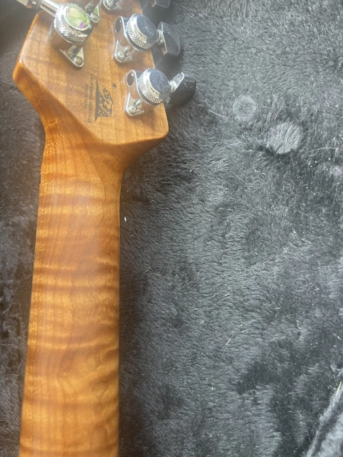 Musicman James Valentine 8