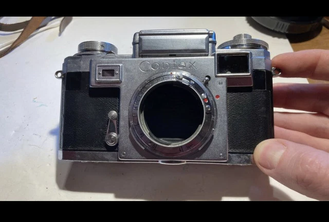Zeiss Contax iiia 35mm rangefinder camera