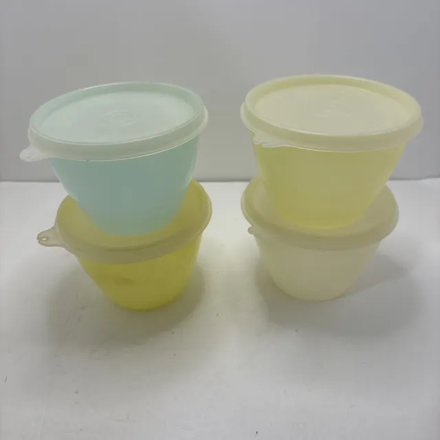 Tupperware 4" #148 Refrigerator Bowls Set of 4 with Lids