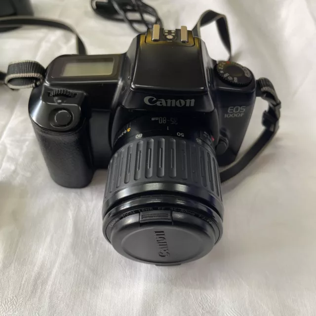 Canon EOS 1000 F 35mm Spiegelreflexkamera mit EF 35-80mm Objektiv Kit + Zubehör