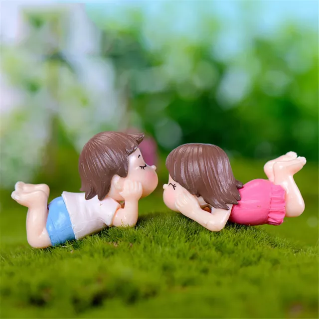 1Pair Mini Lying Couples Dolls Garden Miniatures Figurine Diy Micro Landscape EL