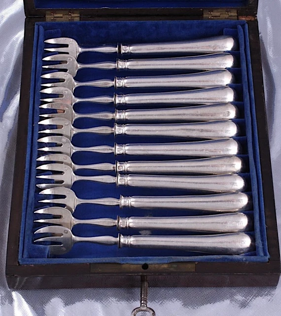Lot De 10 Fourchettes à Huîtres En Argent Massif - Manche Argent Fourré - Orfèvre G A