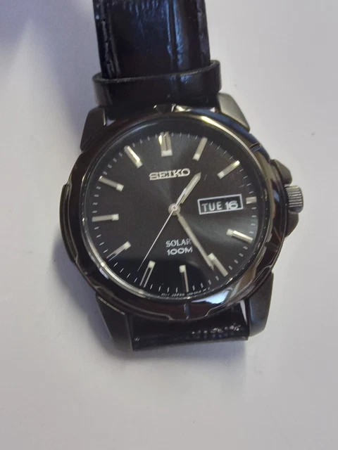 Seiko solar day date watch 2025