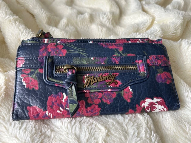 Mantaray purse deals