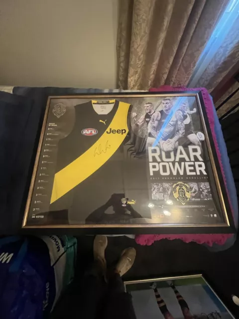 Dustin Martin Afl Brownlow Medallist Hand Signed Framed Richmond Tigers Jumper